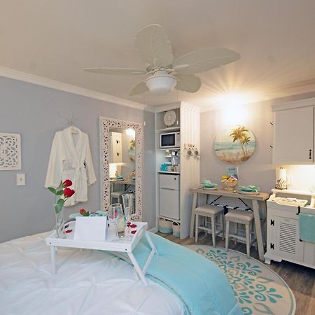 Flip Flop Suite Retreat Emerald Isle Exterior photo